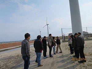 響灘風力発電施設を視察