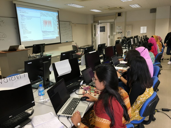 奈良女子大学「数理科学に関するバングラデシュとの学術交流ならびに高度人材育成基盤の持続的構築」